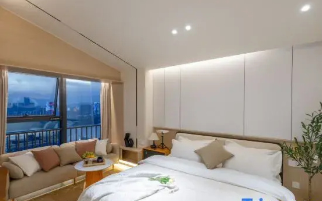 Wushu Apartment (Wuyi Square Chaozong Street)