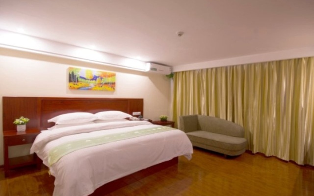 GreenTree Inn ShanDong ZiBo LinZi People Square Long-term Bus Station East Express Hotel – Guest Rooms – Zibo