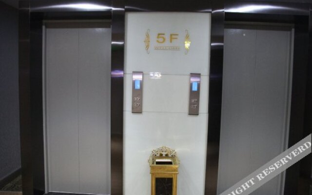 Xinshidai Holiday Hotel