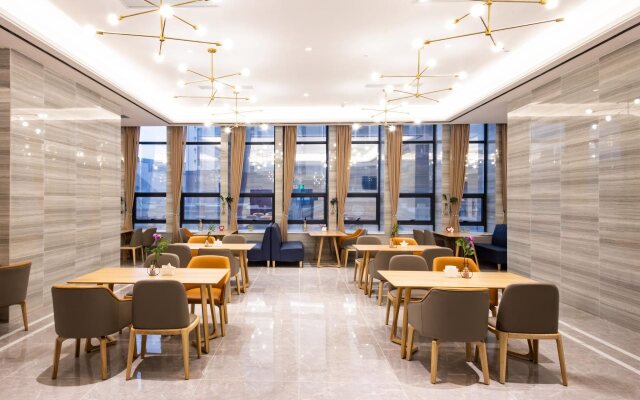 Echarm Hotel