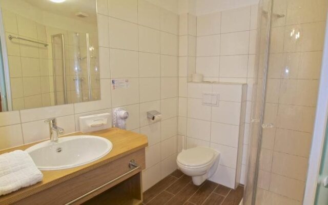 Gasthof-Hotel zur Linde