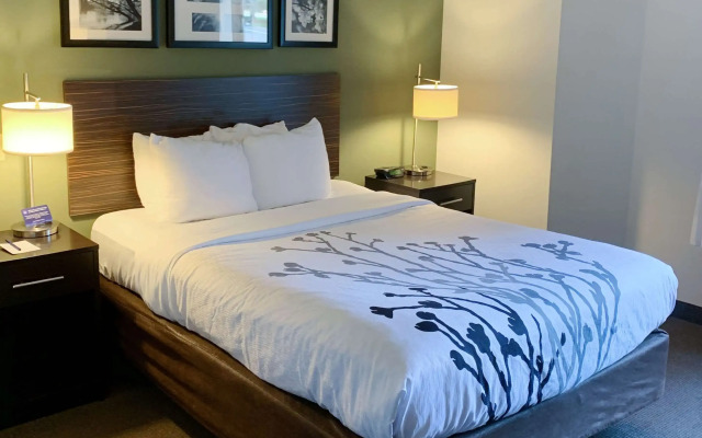 Sleep Inn & Suites Queensbury - Lake George