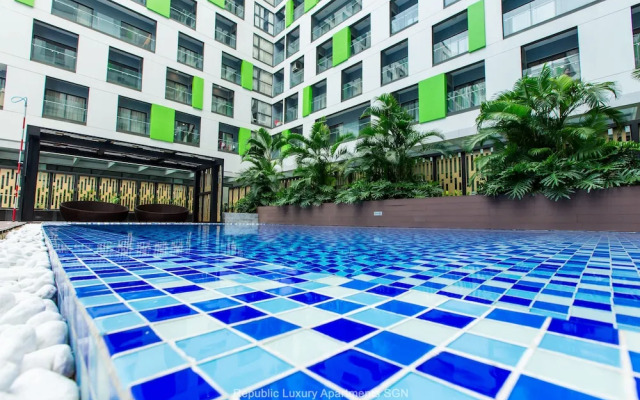 Republic Apartments Saigon Airport