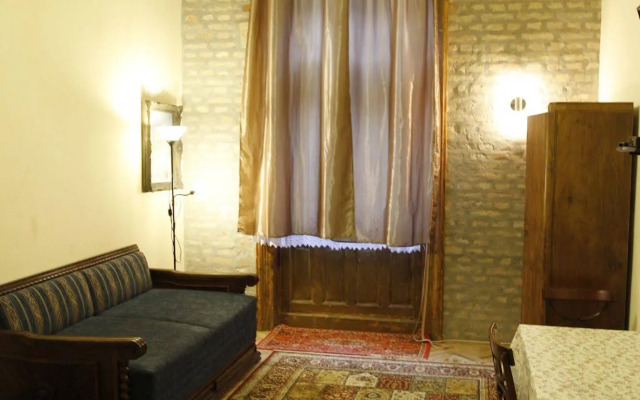 RingAvenue Apartments