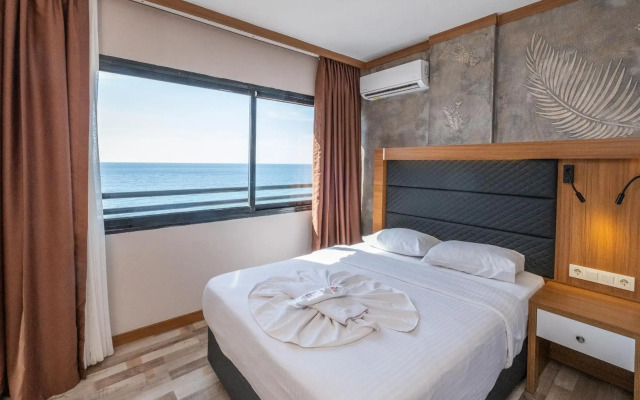 Sunday Beach Hotel