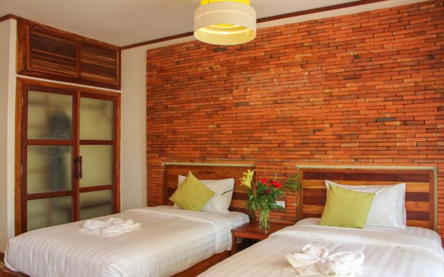 Rain Sey Angkor Art and Home