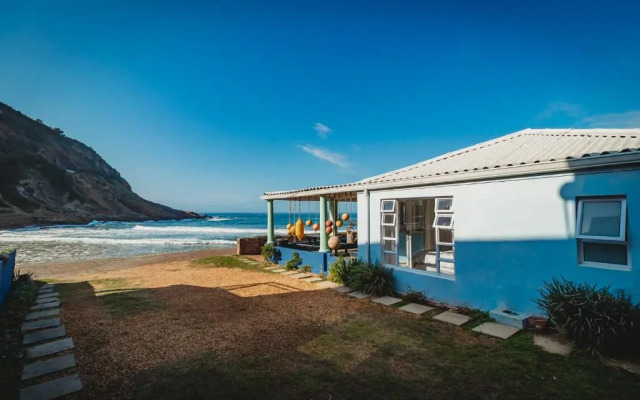 Silver Spray Beach Accommodation