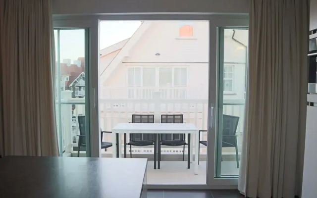 Apartment in Nieuwpoort With Central Location