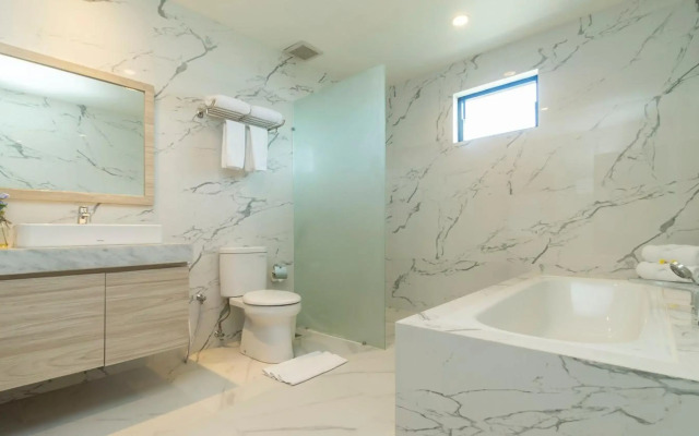 City of Aventus Hotel - Denpasar