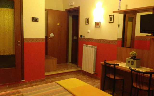Aurora Rooms