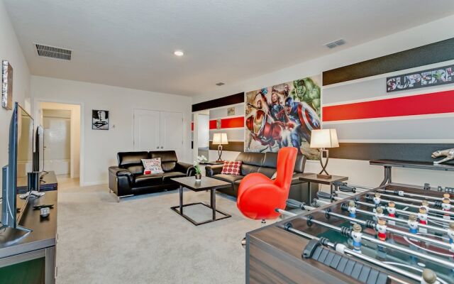 7 Bed 5 Ba Villa with Games, Pool & Spa