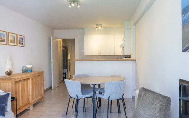 Apartment With Casino Views