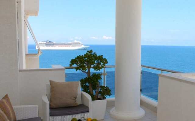 Limani Deluxe Apartments