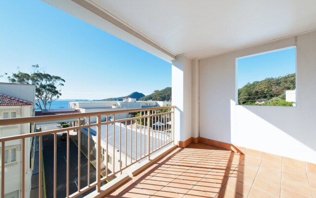 Shoal Bay Road, Barrington, Unit 406