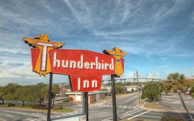 Thunderbird Inn