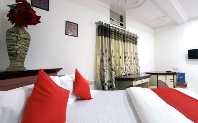 OYO Flagship 12049 Hotel Ravi Kiran Executive
