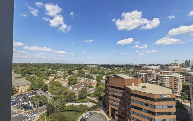 Placemakr Marymount Ballston