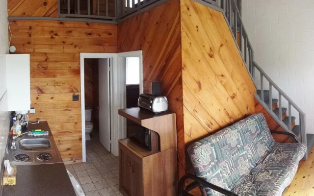 The Waterfront Motel