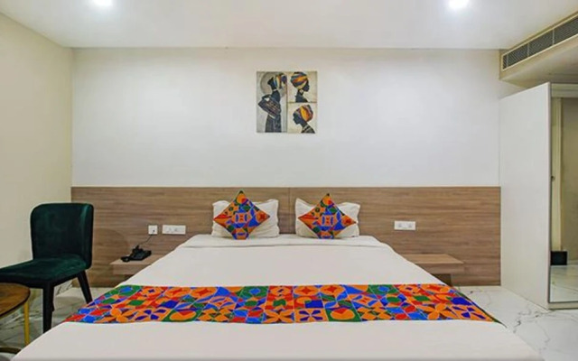 Fabhotel Shasha Shandar