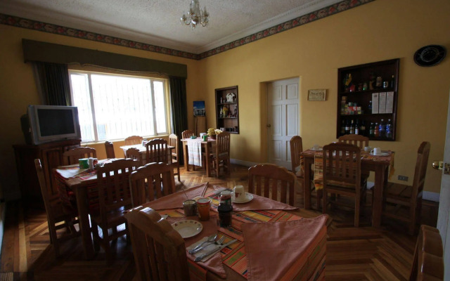 Travellers Inn