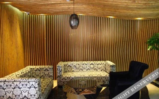 Ruixi Business Hotel