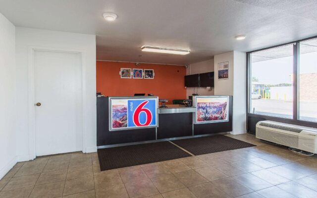 Econo Lodge