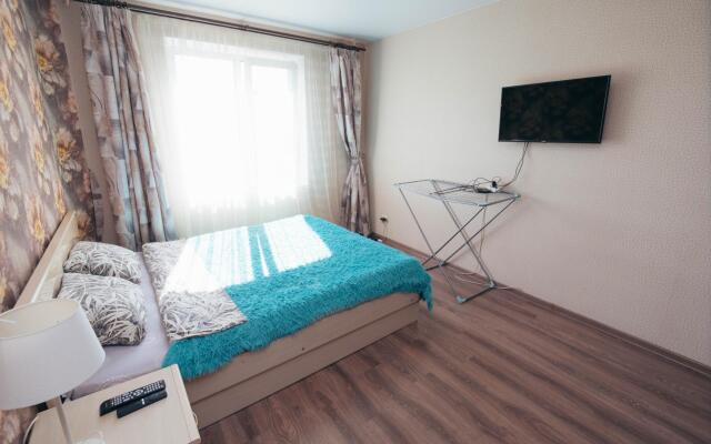 Сияние на улице Карла Маркса