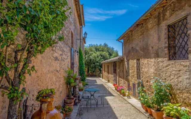 House LErika Sovicille