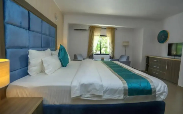 Riviera Luxury Boutique Hotel