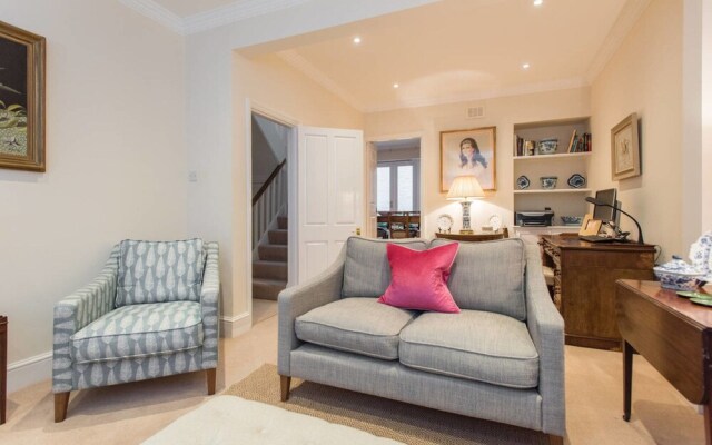 Stylish 3 bed House 2 Minutes From Baker Street!