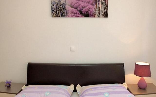 Apartment Central City