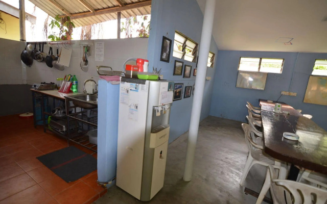 Zackry Guest House