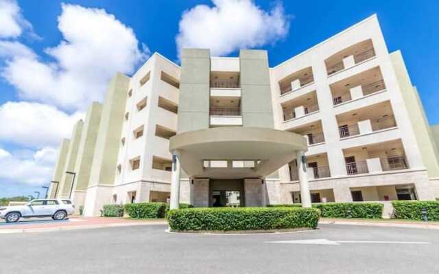 One Bedroom Ground Floor With a Pool View