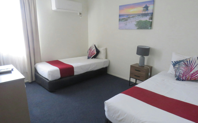 Burke and Wills Mt Isa Motel – Guest Rooms – Mount Isa