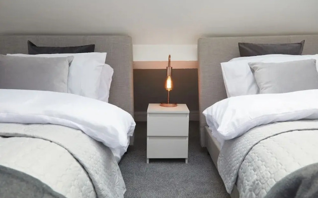 Your Sheffield Stays - Spacious 5 Bedroom House