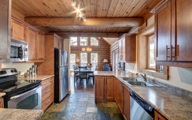 Chalet Naya