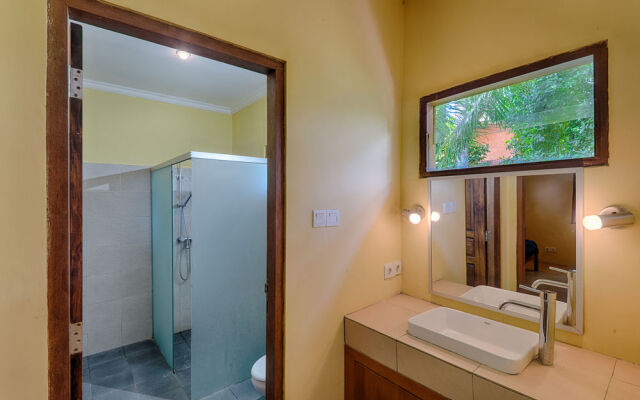 Shanti Toya Ashram & Retreat Center