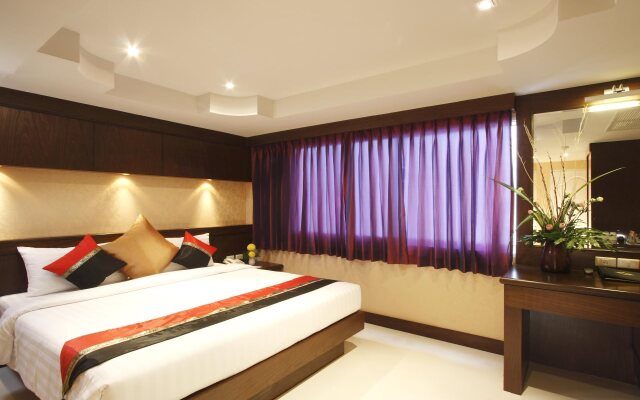 Rayaburi Hotel Patong