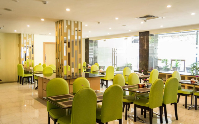 OYO 666 D' Grande Hotel Batam