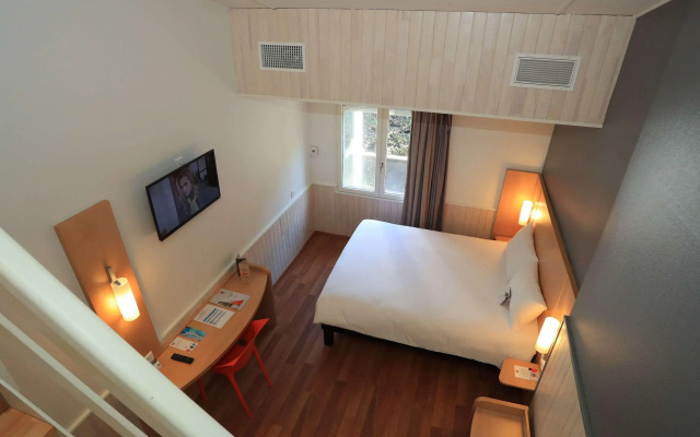Ibis Aurillac