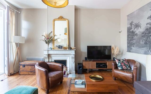 Typical Bordeaux Apartment