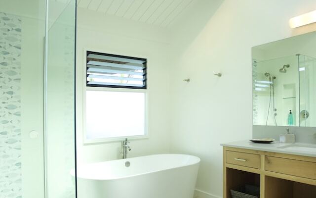 Haena Kai 3 Bedroom Home by RedAwning