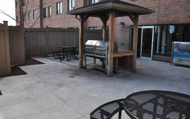 Residence & Conference Centre - Kitchener Waterloo