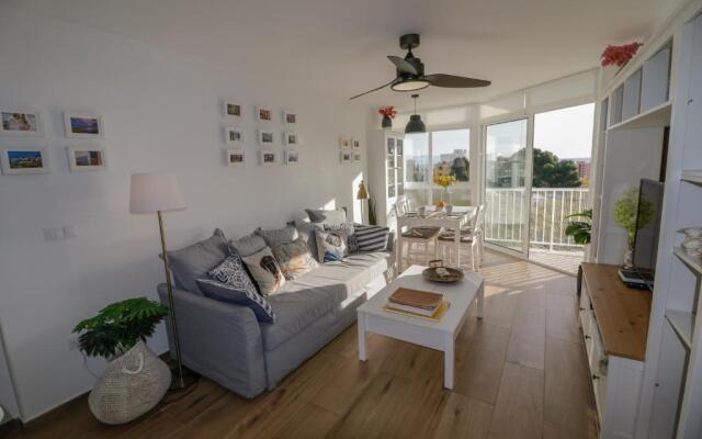 New, Sunny, Near The Beach With Sea Views