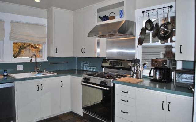 Stylish Craftsman Premium Comfort