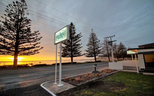 Norfolk Pine Motel