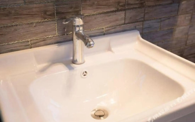 Dali Rain Butterfly Inn (Caicun Dock Branch)