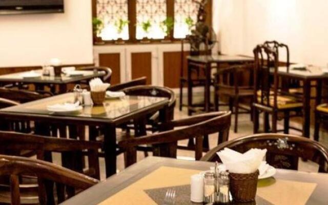 Khách Sạn Hồng Ngọc 3