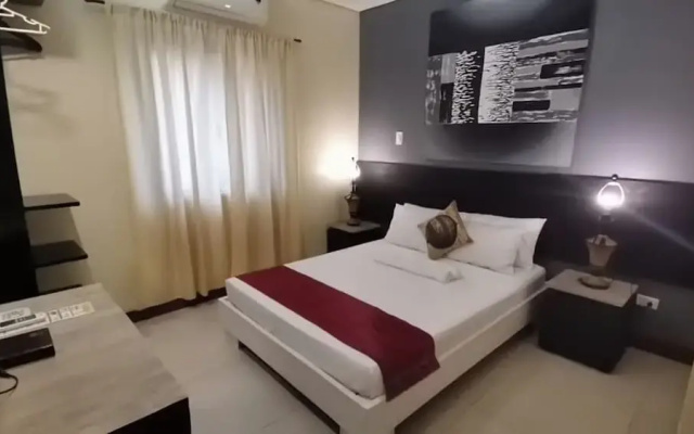 Coron Town Travellers Inn