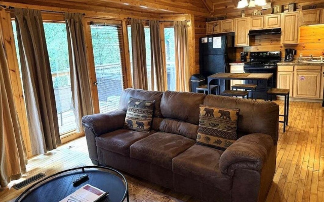 Hanky Panky 1 Bedroom Cabin